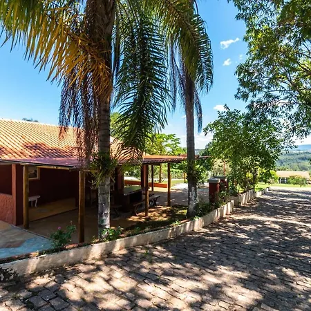 Aguas De Sao Pedro/Water Park: 2 Casas C/ Piscina Águas de São Pedro Exterior photo